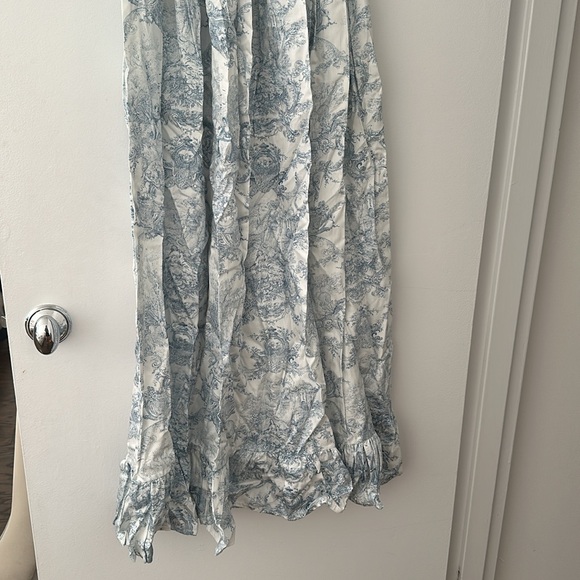 Nothing Fits But Maternity Dress - Picture 8 of 9